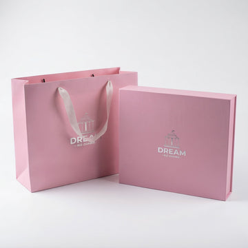 Pre-Filled Baby Gift Box Set – Pink Luxury Newborn Baby Accessories Gift Box for Girls, Ready-to-Gift Baby Shower & New Baby Welcome Gift Set